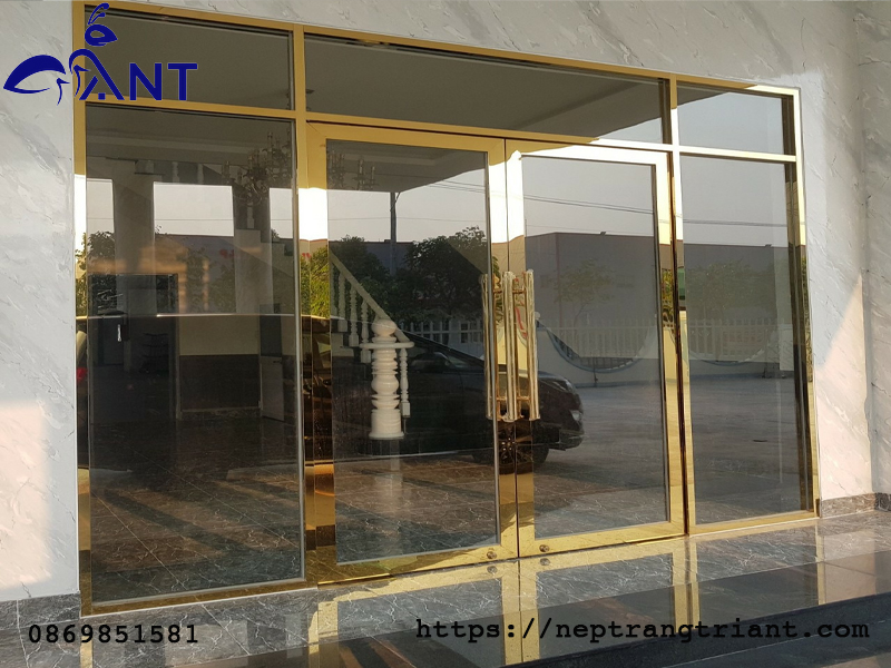 Đố inox dùng làm đố cửa kính cường lực