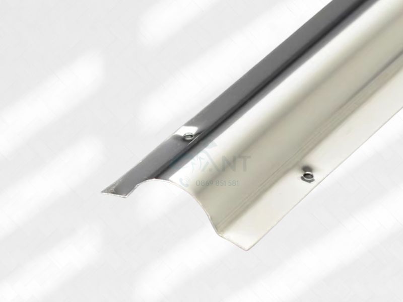 Ghen inox bán nguyệt