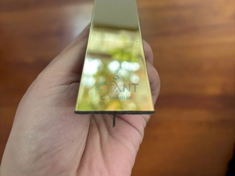 Nẹp inox chữ T trần thạch cao