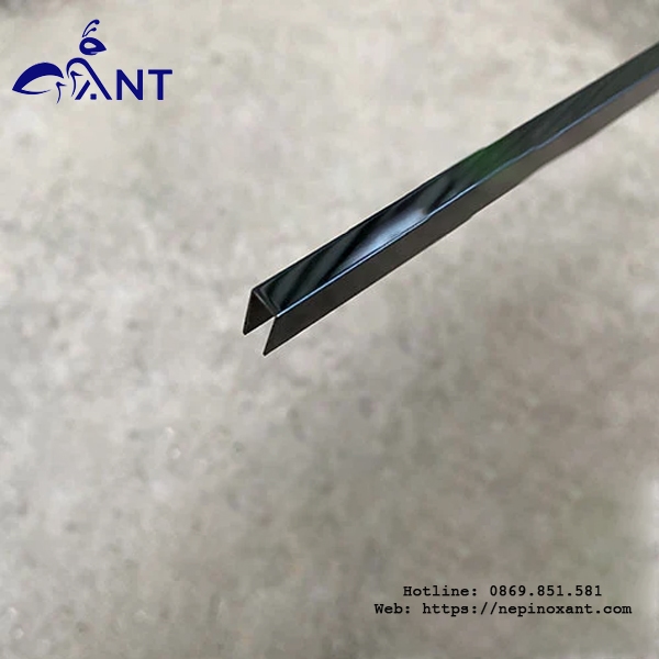 Nẹp inox U5 đen gương