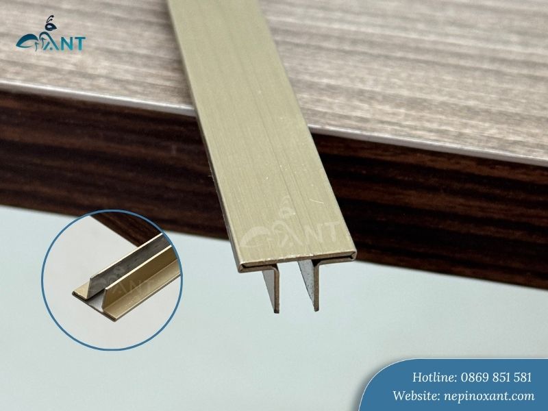 Gia công nẹp inox mạ PVD chữ T 2 chân