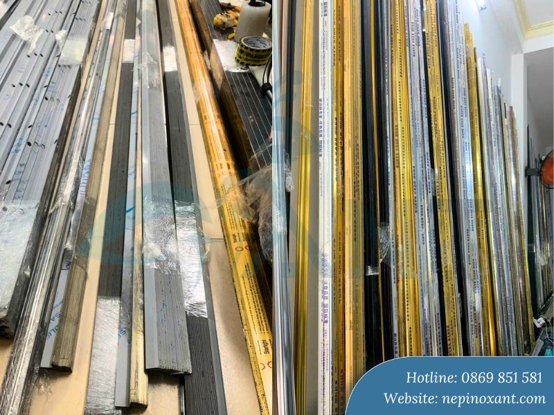 Kho hàng duy trì lựơng tồn kho lớn giúp khách hàng yên tâm về tiến độ