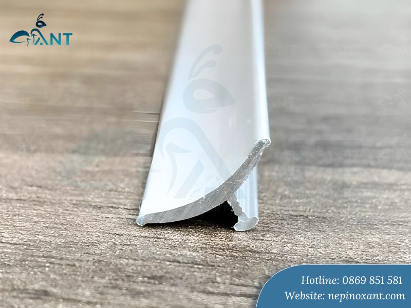 Nẹp nhôm góc trong