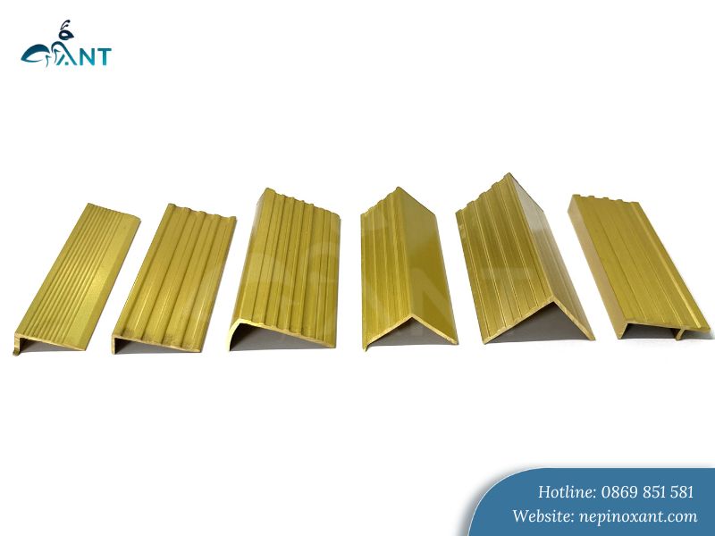 Nẹp đồng ốp bậc cầu thang