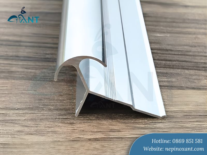 Nẹp nhôm góc tròn 2 cánh